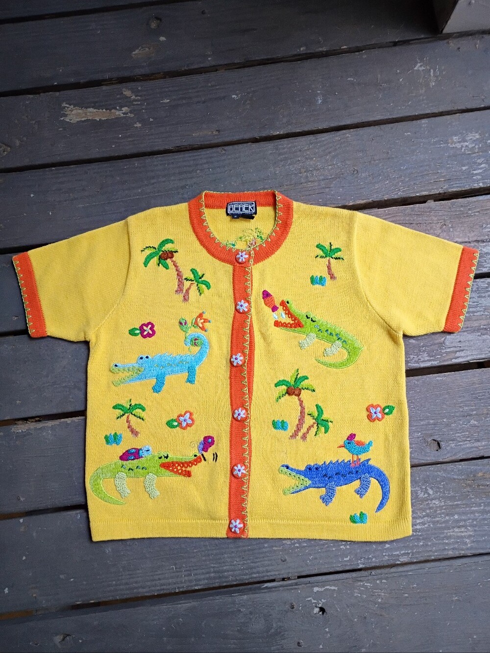 Berek Vintage Alligator Bird Short Sleeve Yellow Sweater Women's Medium
